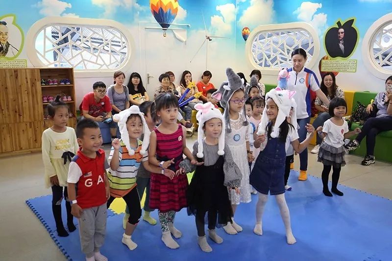 邻萌宝最新资讯,学习拥抱变化,自信闪耀人生舞台之旅