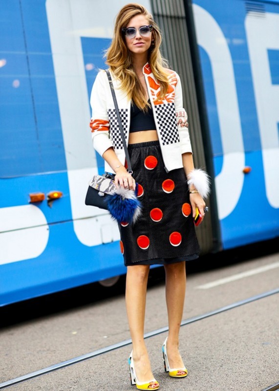 周冬雨最新街拍,自信变化与街头励志故事展现眼前