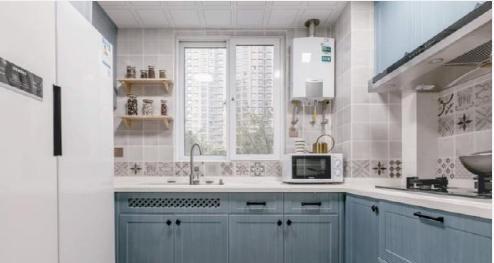 丽柜最新图片,小巷深处的独特风情展示