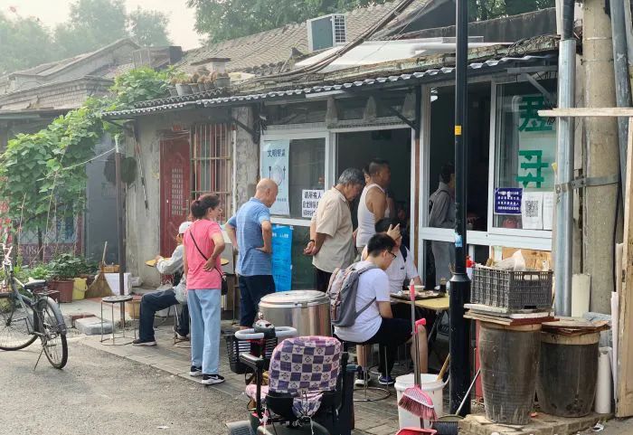 北京疫情下的惊喜发现，小巷特色小店抗疫风采