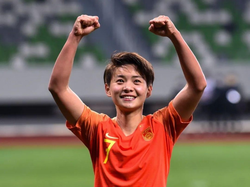 鲁宁最新比赛,时代较量的热血战场