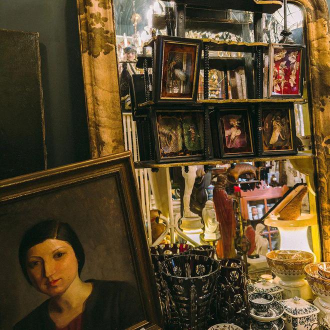 美国著名演员与小巷魅力之旅,探寻特色小店的隐藏瑰宝