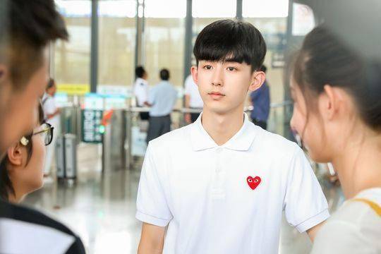 郭俊辰，荧屏之心间的跨越，自信成就演员之路的蜕变之旅