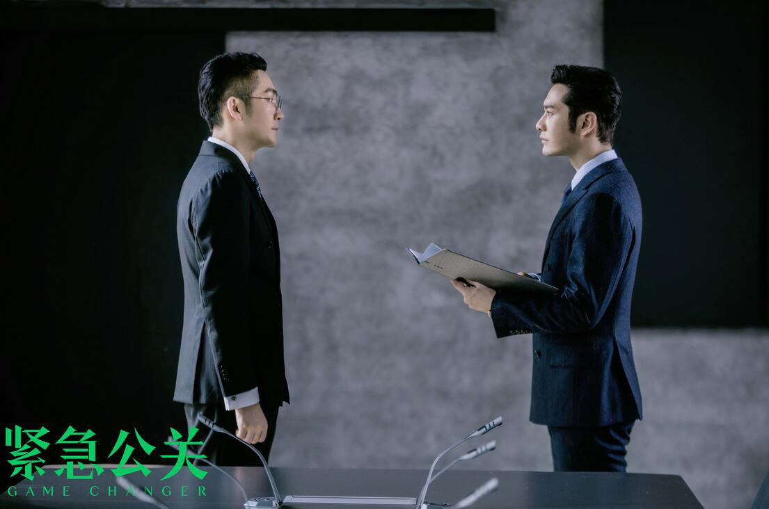 智能时代的高科技成年人电视剧革新之作重磅推出