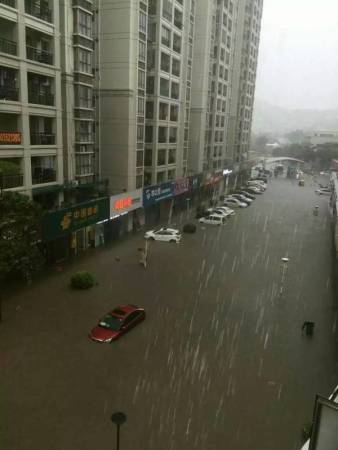 广州番禺暴雨