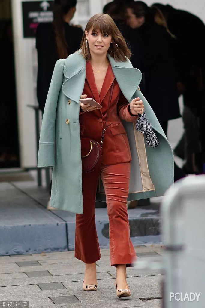 最新款大衣,时尚潮流的必备选择