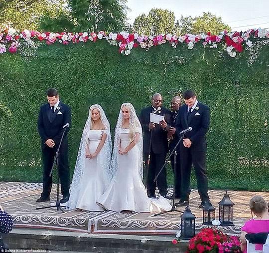 男生最新流行发型,潮流风尚与温情纽带的交织