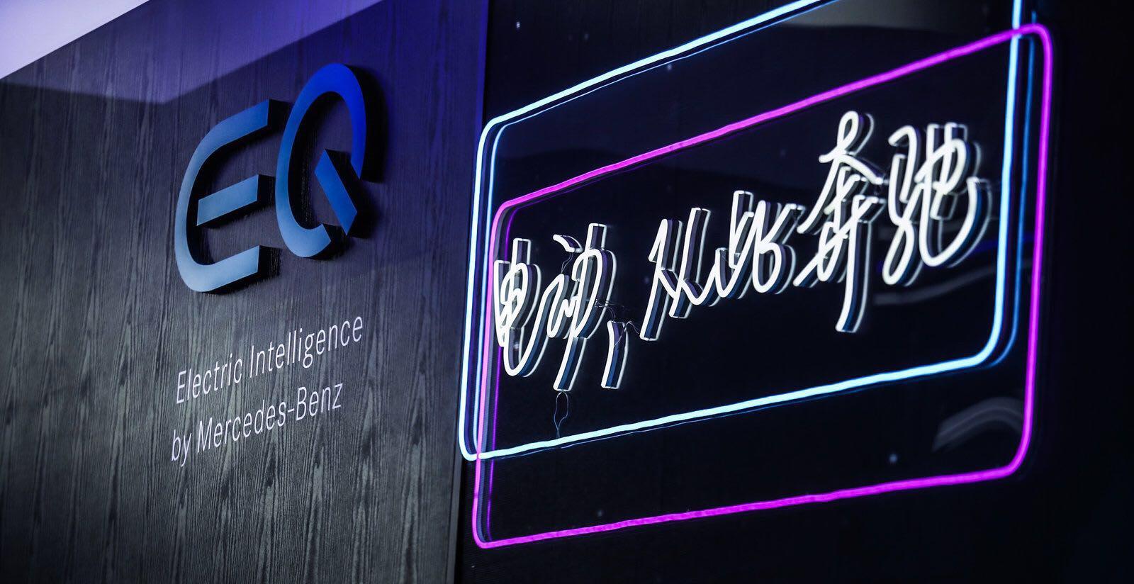 GLC奔驰最新报价,自然美景中的豪华探索之旅