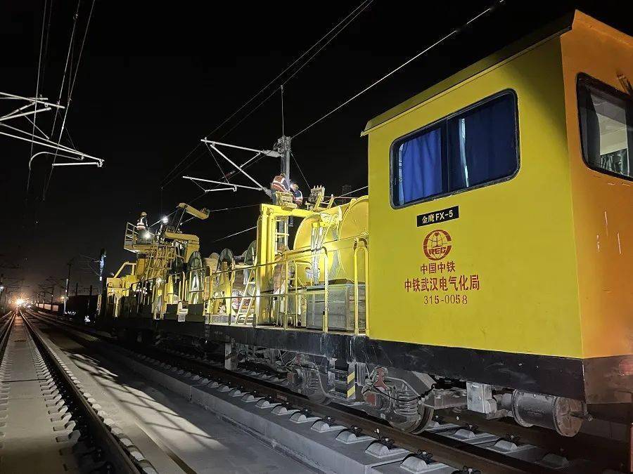 黄黄高铁新线路崛起，激发无限可能，最新消息速递